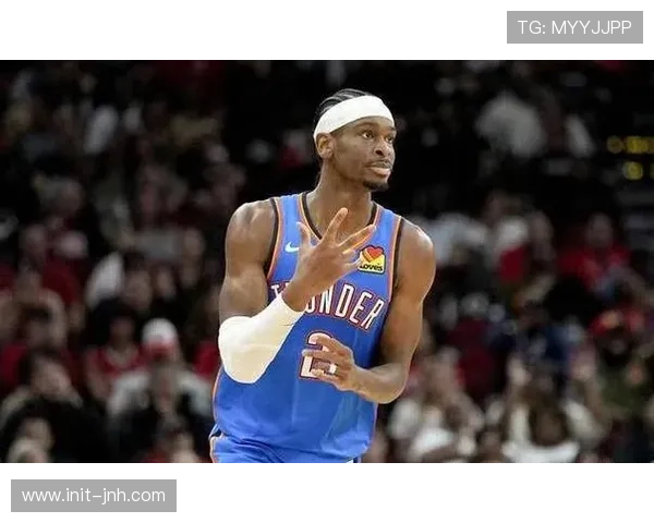 雷霆33胜7负稳居西部第一，杰伦威18分辅佐亚历山大